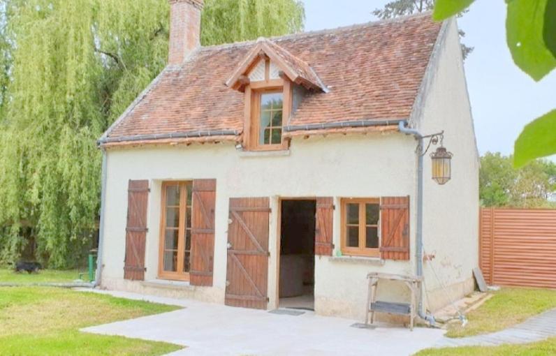 La petite maison dans la forêt Gy-en-Sologne Exterior foto